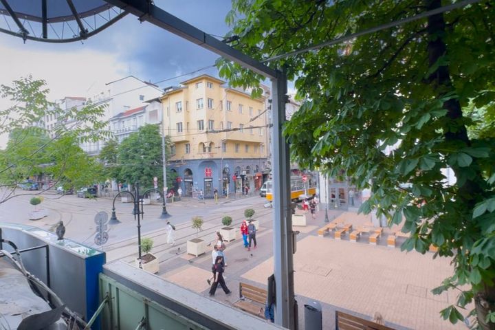 ПРОДАВА СЕ ТЪРГОВСКО ПОМЕЩЕНИЕ НА ТОП ЛОКАЦИЯ
