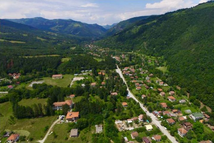 КУРОРТЕН КОМПЛЕКС ЗА ПРОДАЖБА В РИБАРИЦА